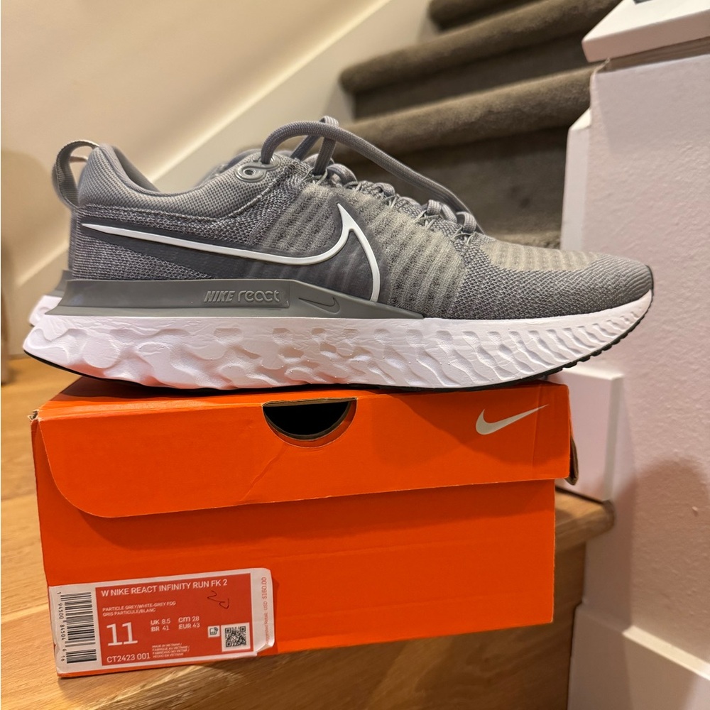 Brand new Women’s Nike React Infinity Flyknit 2 size 11
